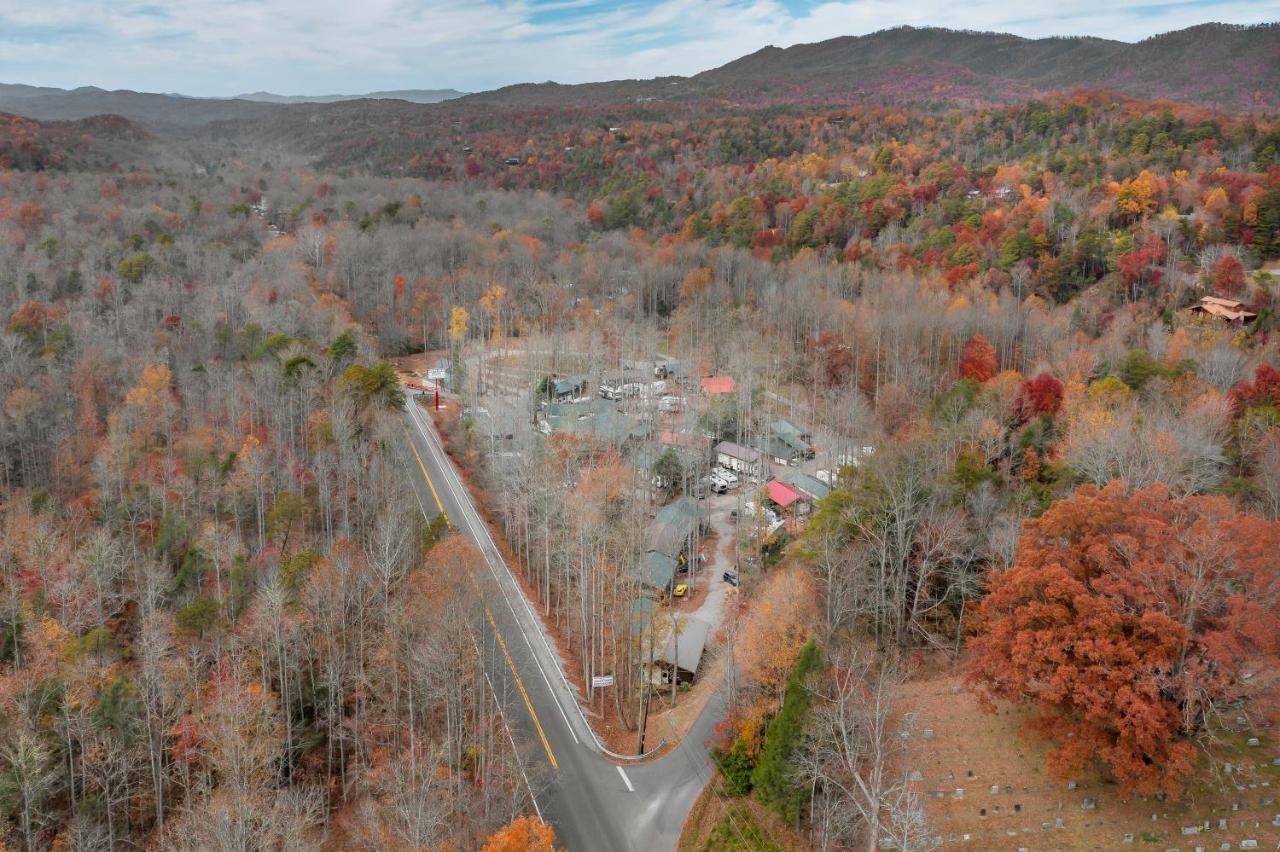Arrow Creek Camp And Cabins Gatlinburg Eksteriør billede