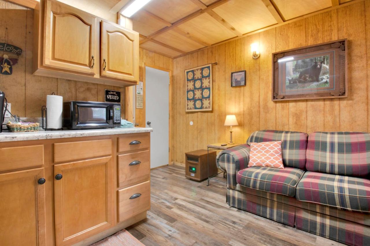Arrow Creek Camp And Cabins Gatlinburg Eksteriør billede