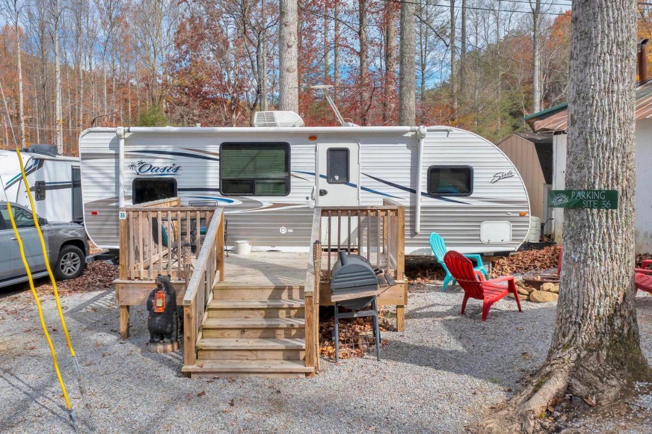 Arrow Creek Camp And Cabins Gatlinburg Eksteriør billede