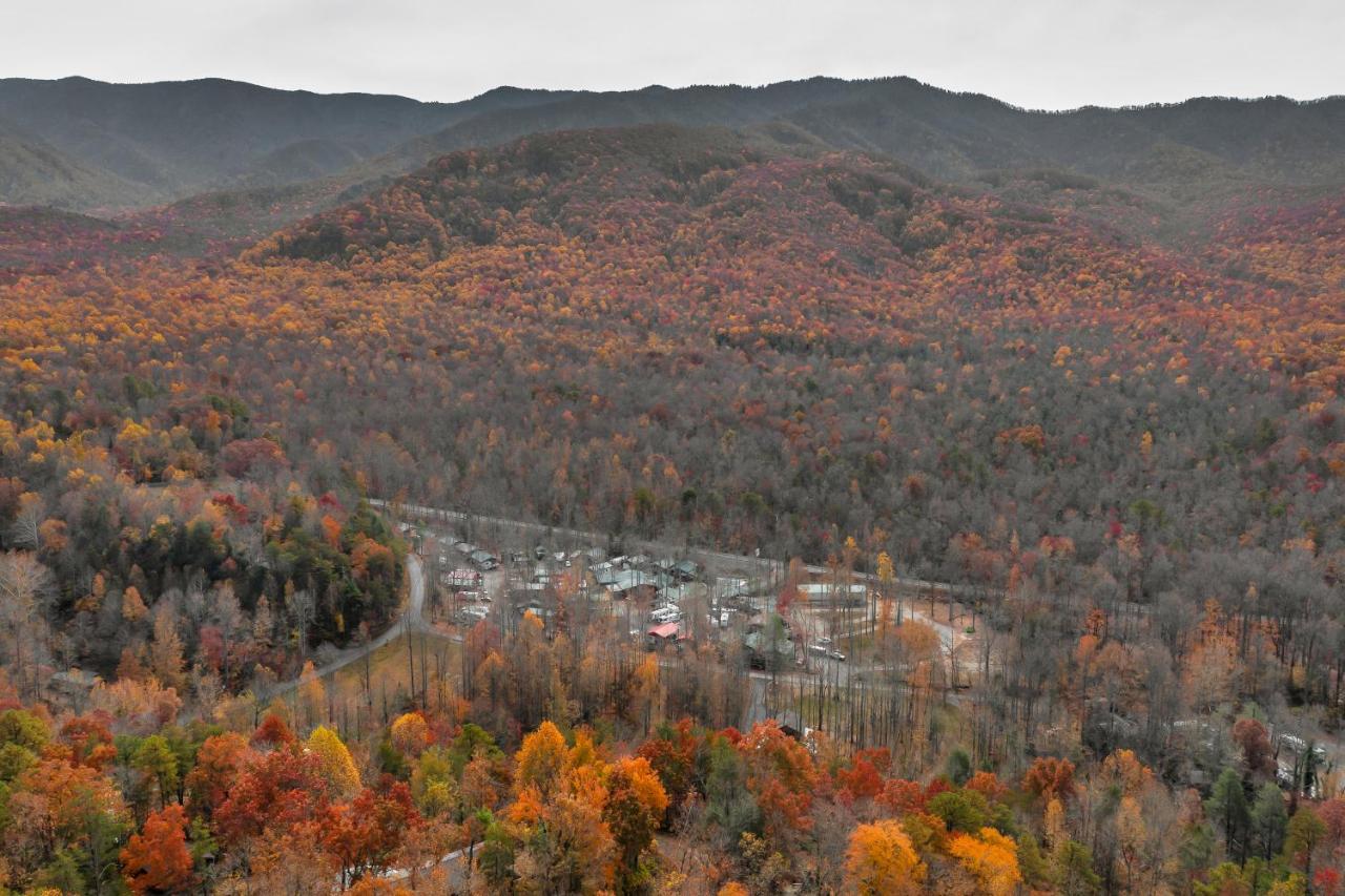 Arrow Creek Camp And Cabins Gatlinburg Eksteriør billede