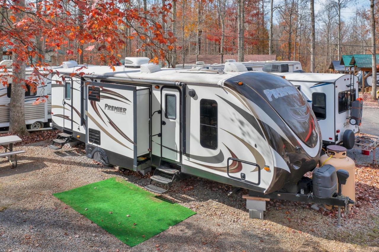 Arrow Creek Camp And Cabins Gatlinburg Eksteriør billede